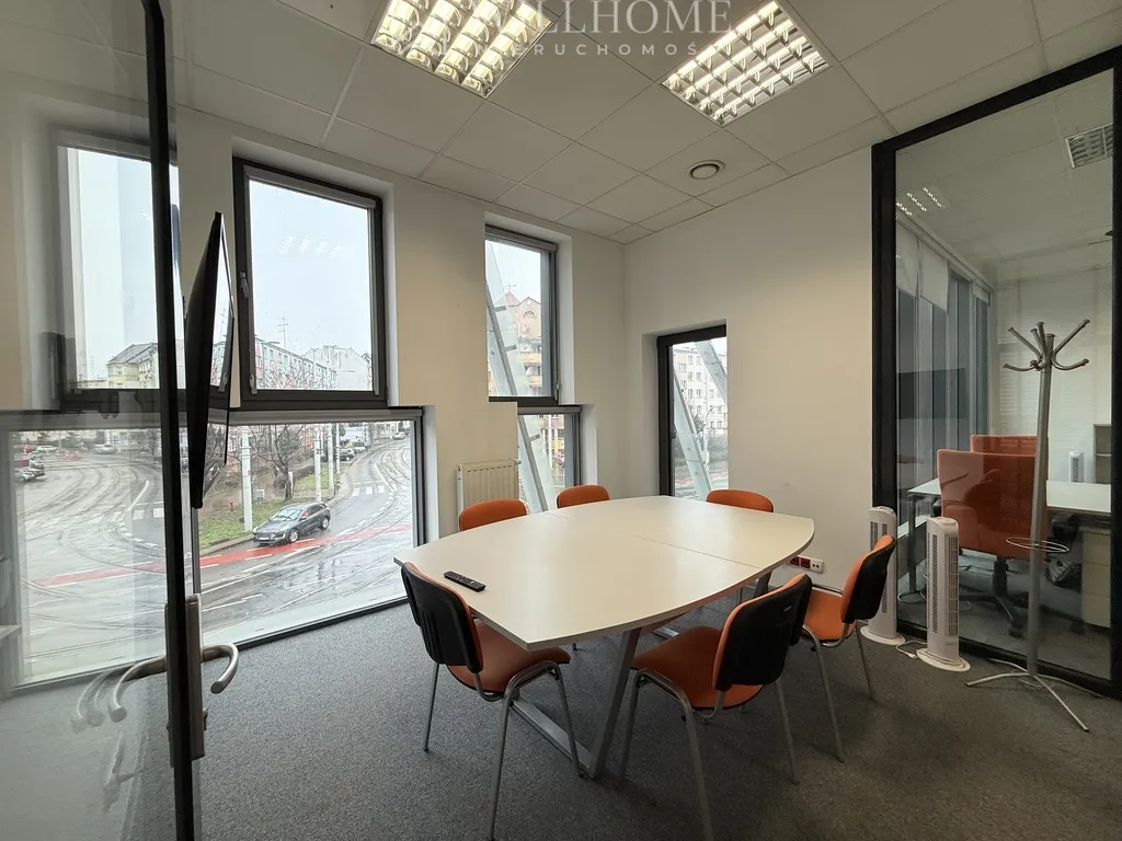 Lokal biurowy w zadbanym budynku Hotelu INVITE