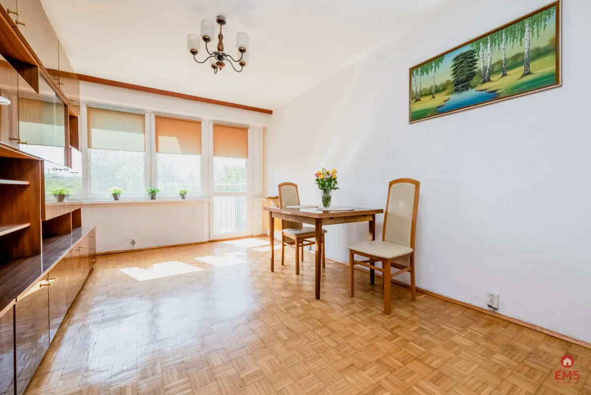 3 pokoje ul. Towarowa balkon