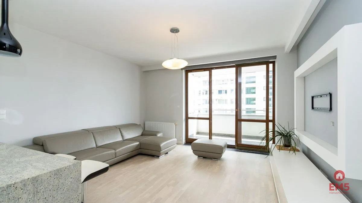 Apartament, ul. Al. 1000-lecia Państwa Polskiego