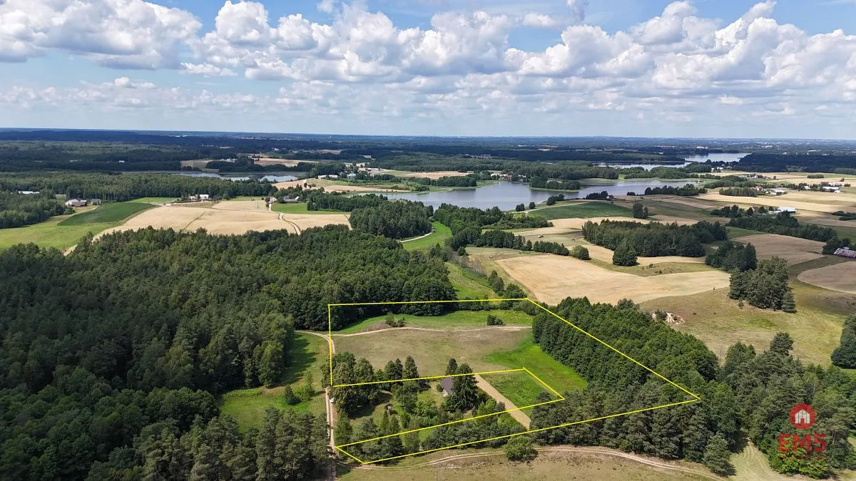 Wyjątkowa działka otoczona lasem