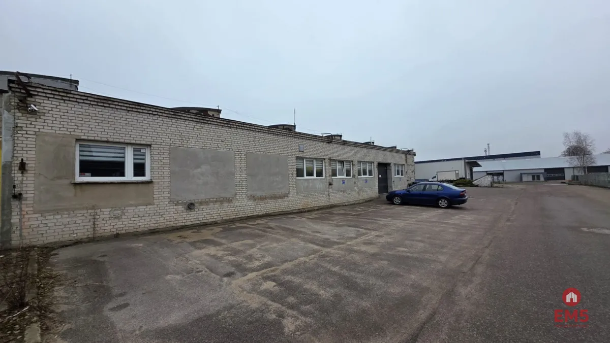 Magazyn 100m2 i biuro 25m2.
